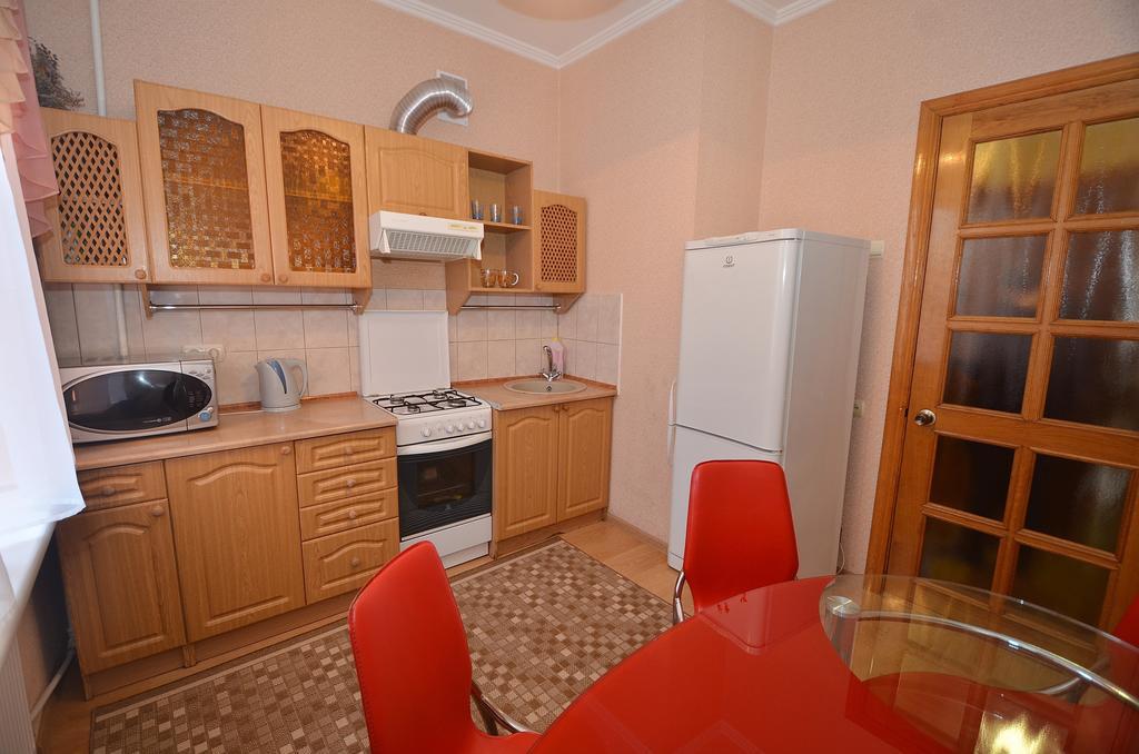 Apartments In The City Center On Sobornaya Street Mykolaiv Quarto foto